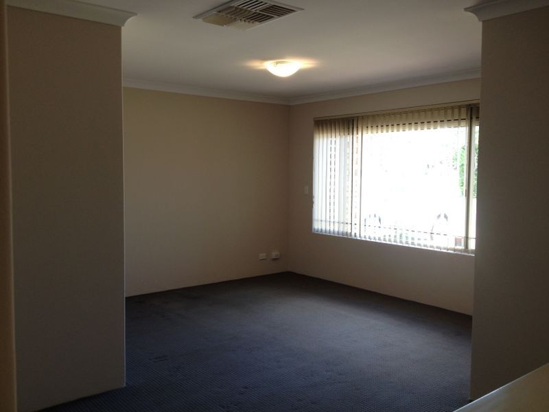 37 Calcite Place, Forrestfield WA 6058