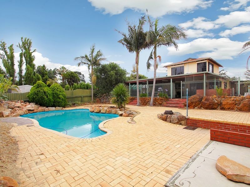 1 Mileti Road, Lesmurdie WA 6076