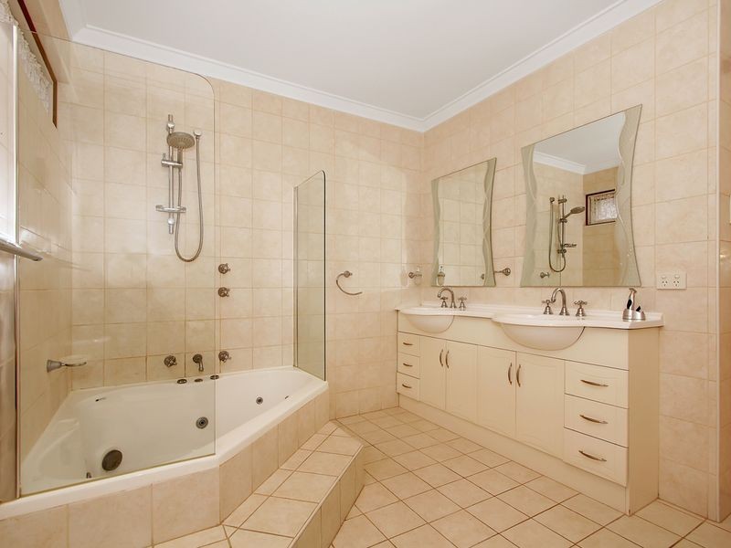 1 Mileti Road, Lesmurdie WA 6076