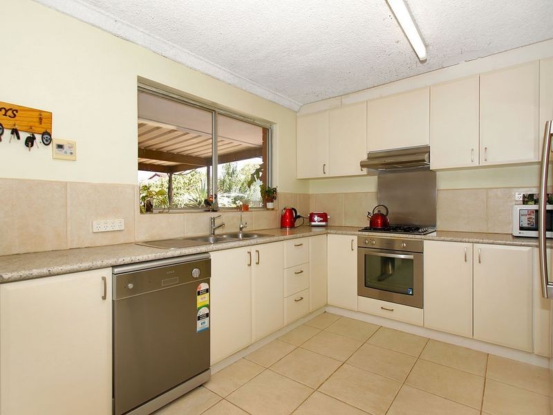 343 Holmes Road, Forrestfield WA 6058