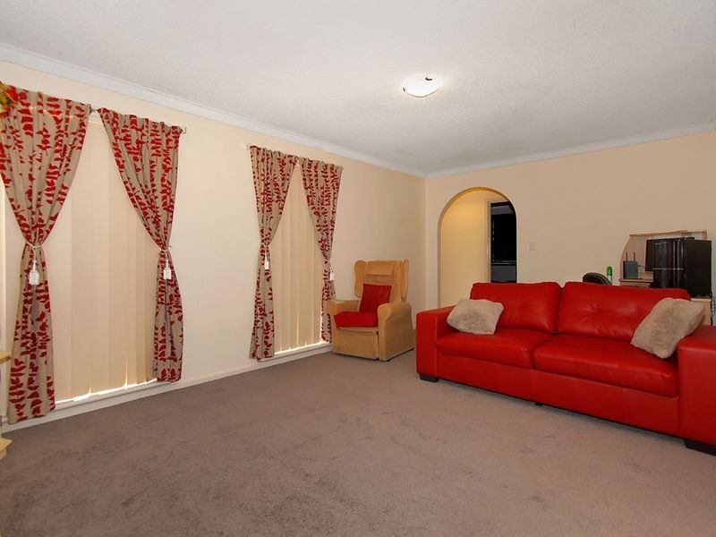 343 Holmes Road, Forrestfield WA 6058