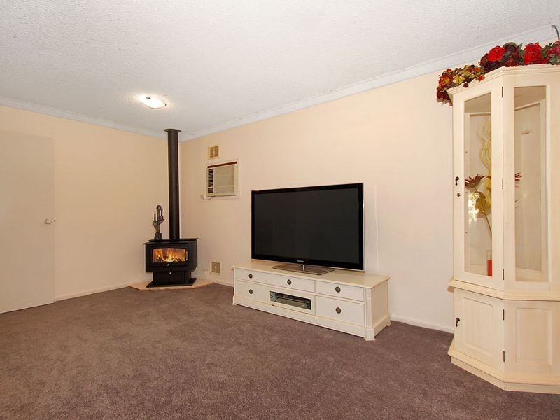 343 Holmes Road, Forrestfield WA 6058