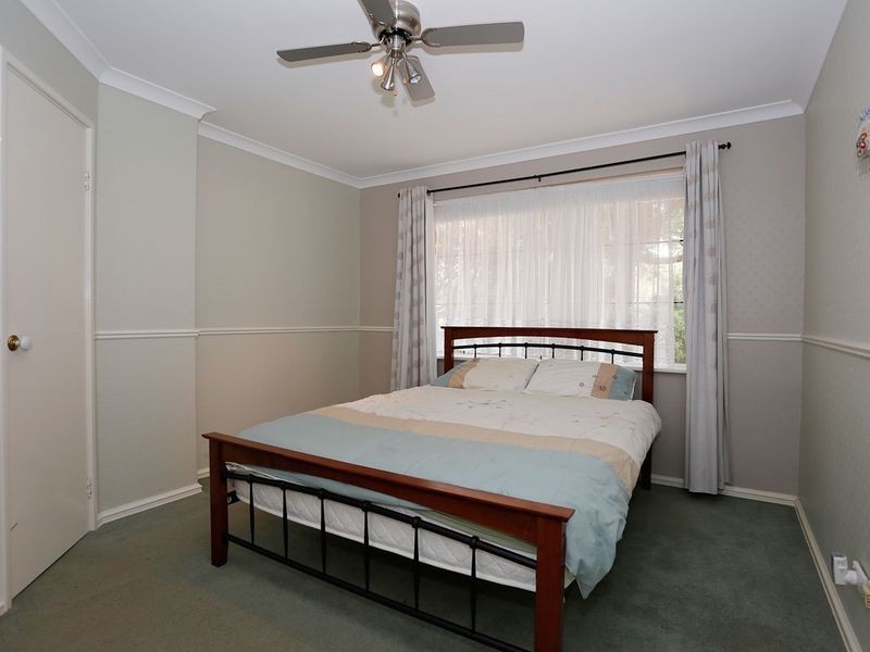 17 Andrew Street, Kalamunda WA 6076