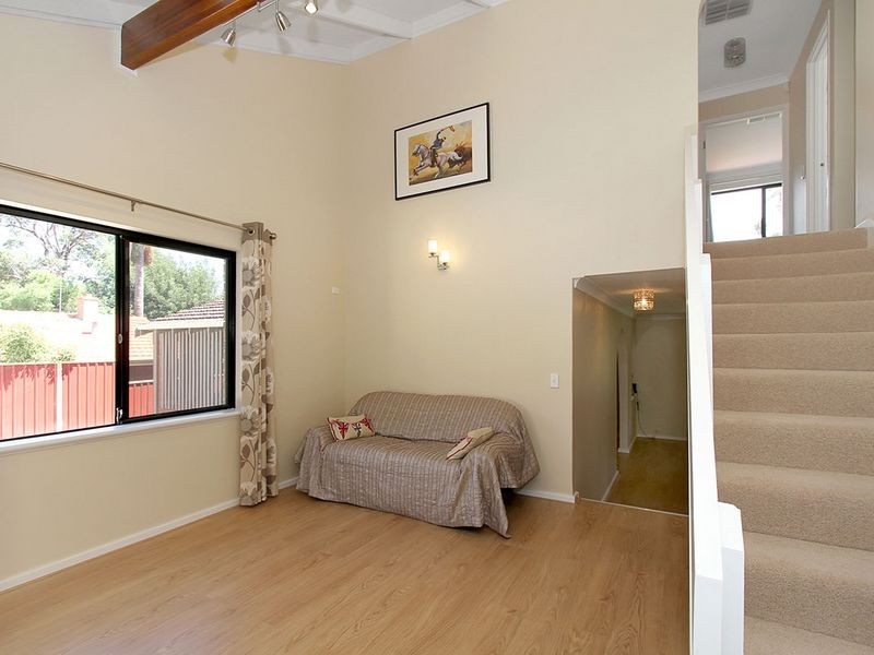 7 Nangkita Road, Kalamunda WA 6076