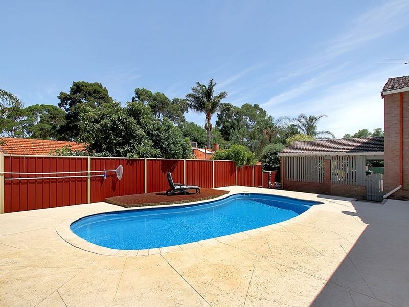 7 Nangkita Road, Kalamunda WA 6076