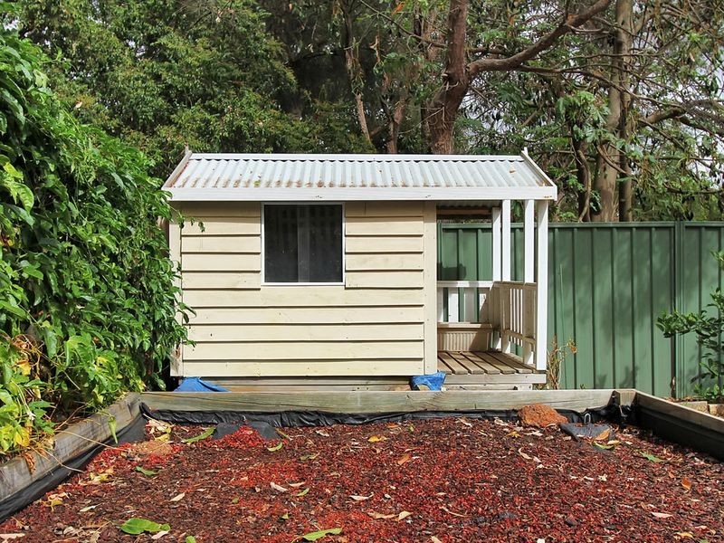 44 Sampson Road, Kalamunda WA 6076