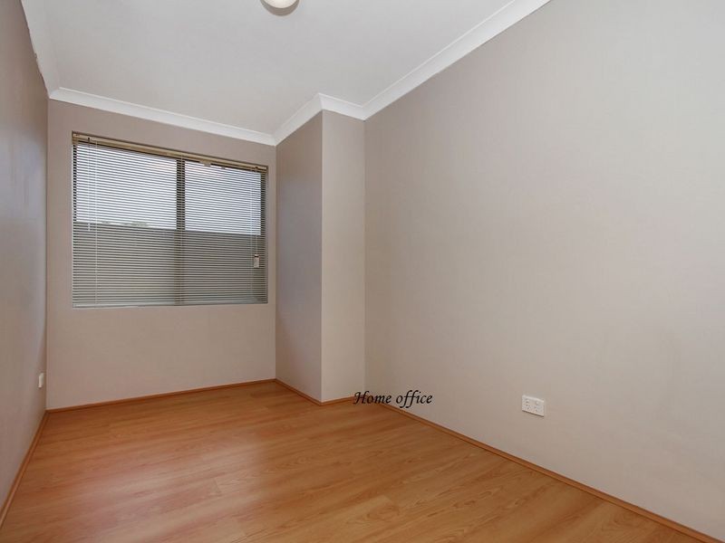 2 Camellia Loop, Forrestfield WA 6058