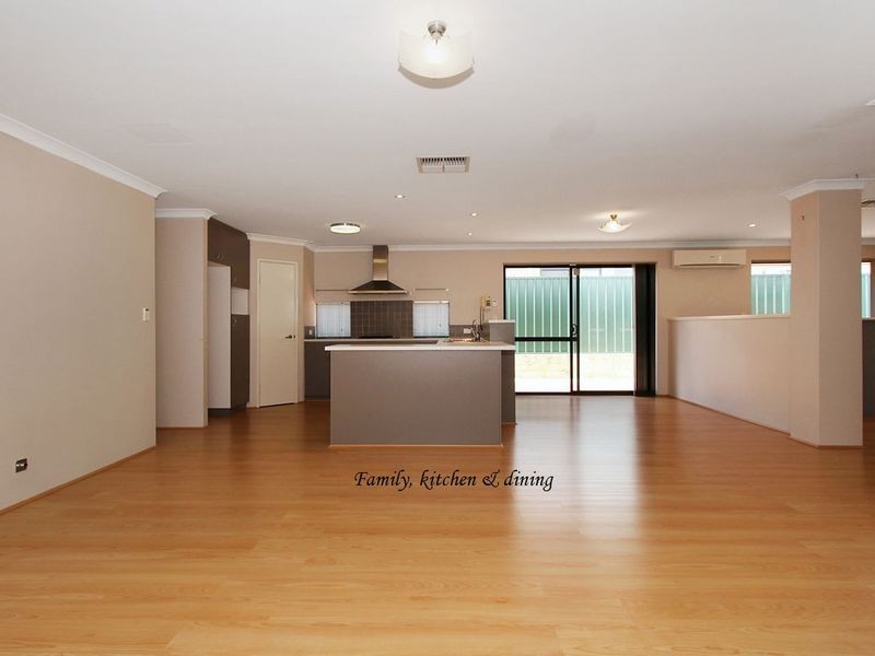 2 Camellia Loop, Forrestfield WA 6058