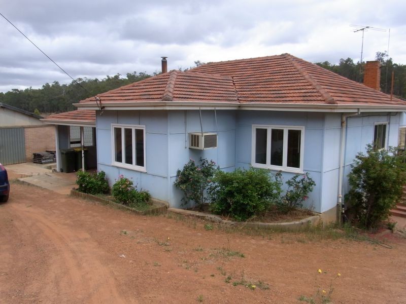 77 Braken Road, Pickering Brook WA 6076