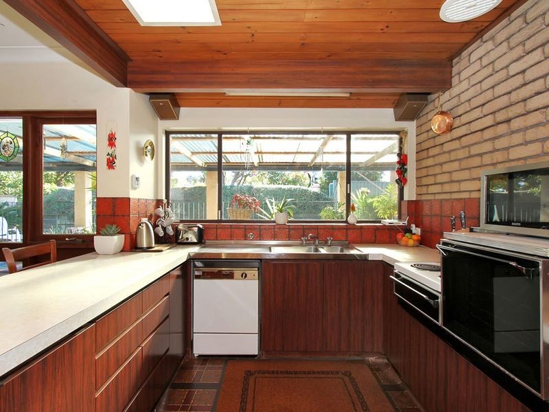 4 Dawn Road, Walliston WA 6076