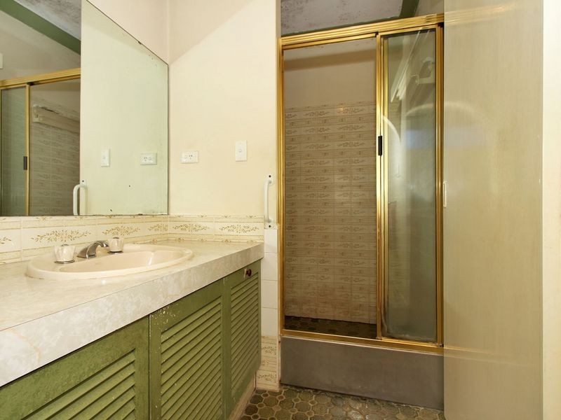 4 Dawn Road, Walliston WA 6076