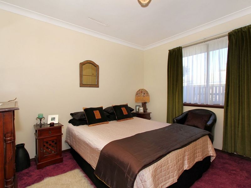 4 Dawn Road, Walliston WA 6076