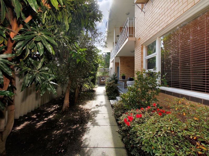 3/99 Tweeddale Road, Applecross WA 6153