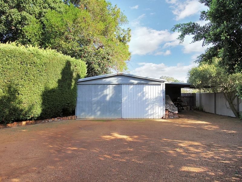 74 Temby Avenue, Kalamunda WA 6076