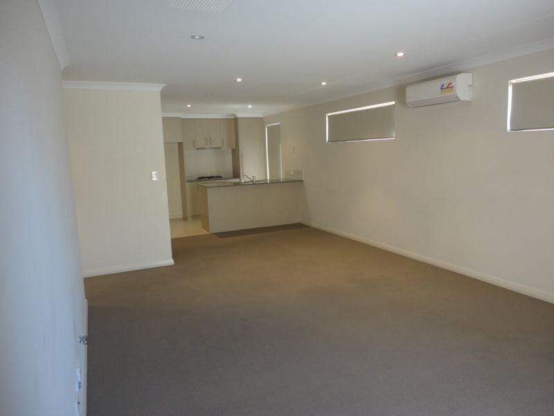 7/3 Spring Avenue, Midland WA 6056