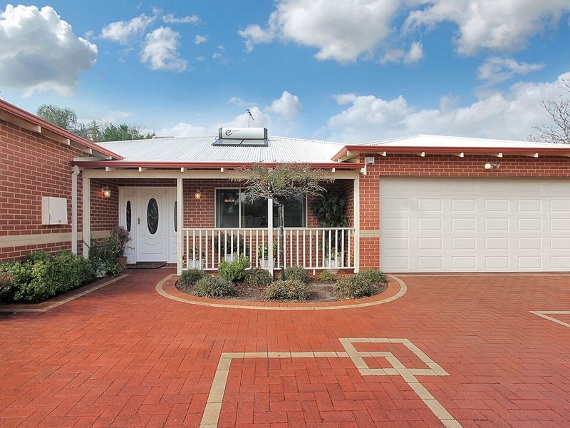 4 Keats Road, Gooseberry Hill WA 6076