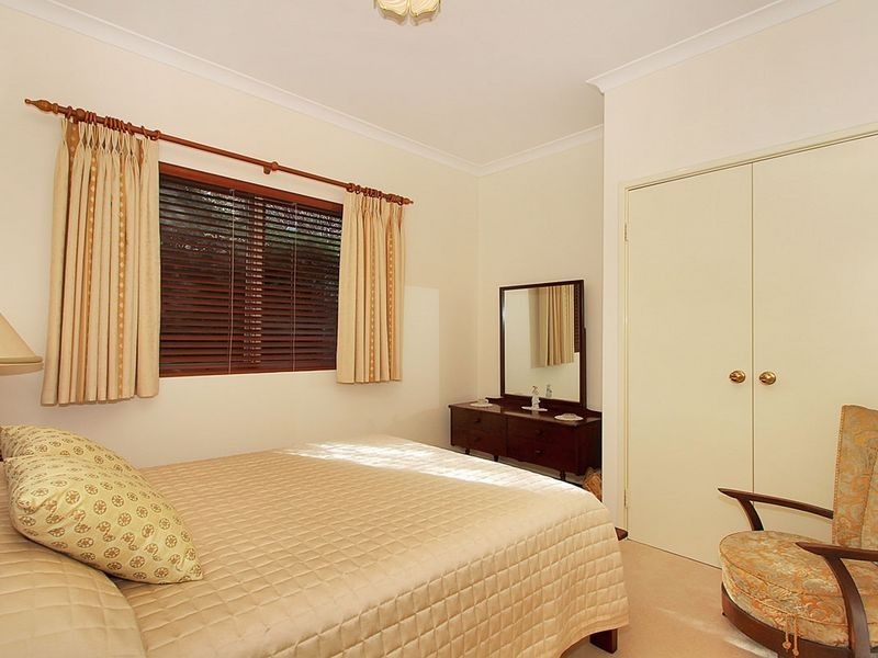 4 Keats Road, Gooseberry Hill WA 6076