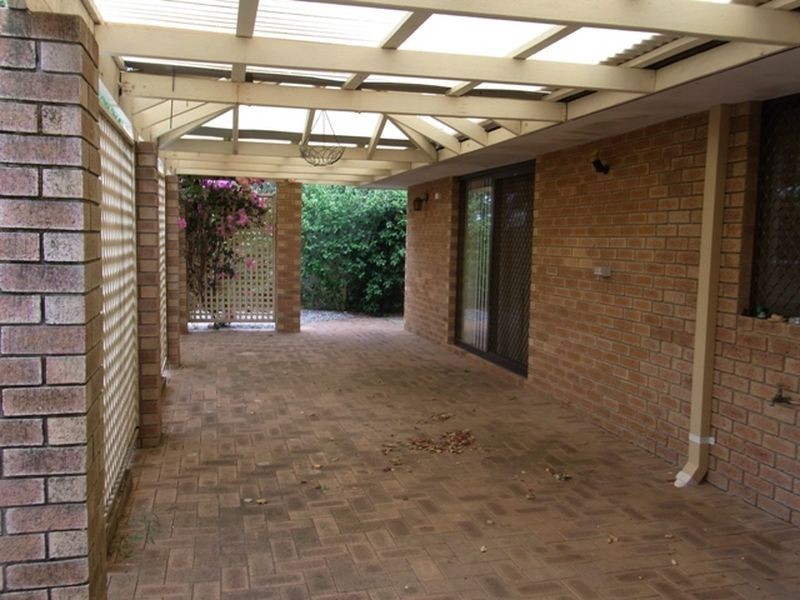 17 Heslop Road, Lesmurdie WA 6076