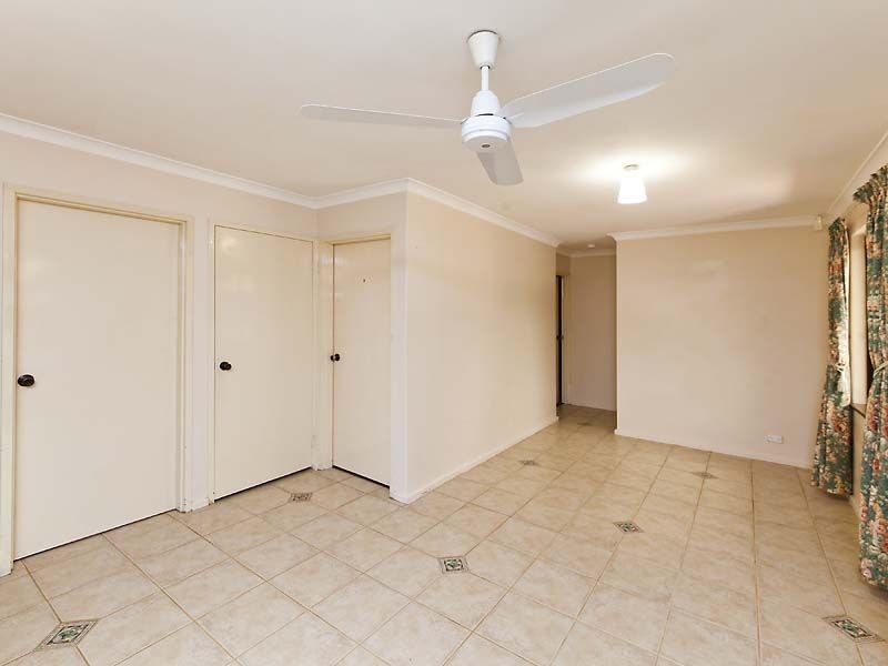 11 Diosma Way, Forrestfield WA 6058