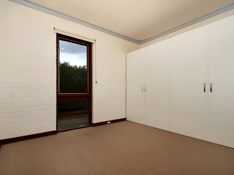 58 Waterloo Crescent, Lesmurdie WA 6076