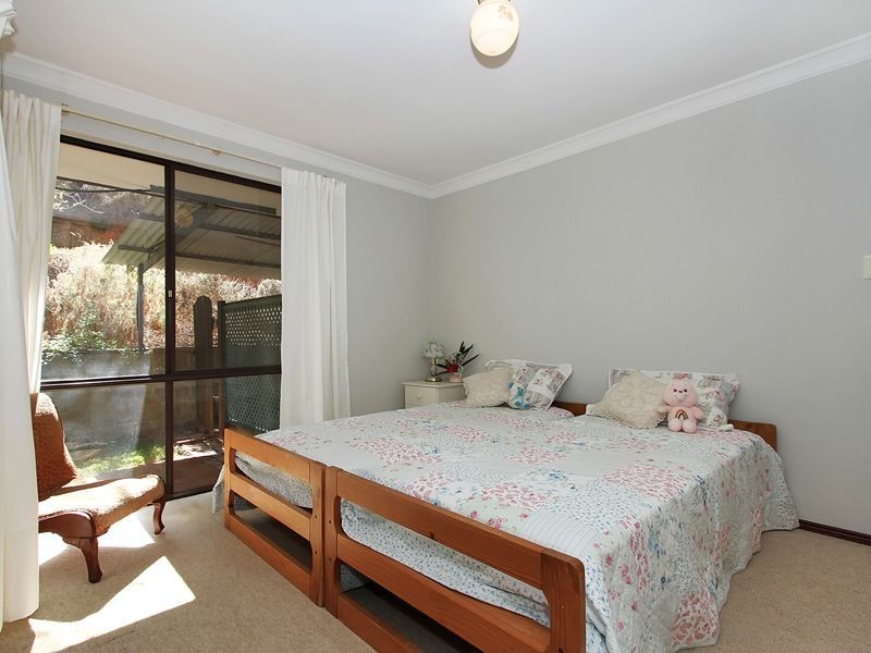 44 Honey Road, Forrestfield WA 6058