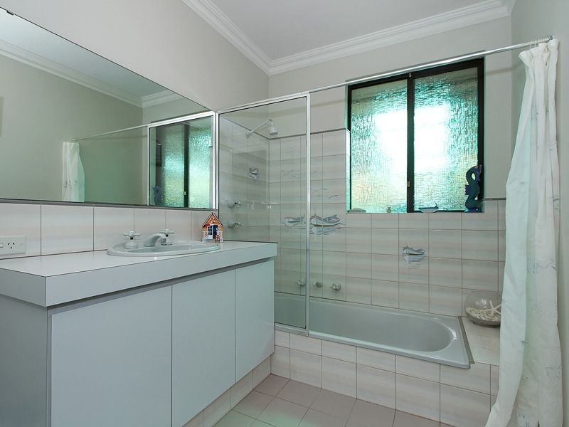 44 Honey Road, Forrestfield WA 6058