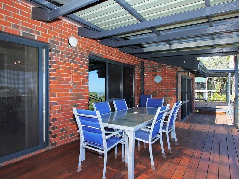 55 Nelson Crescent, Lesmurdie WA 6076