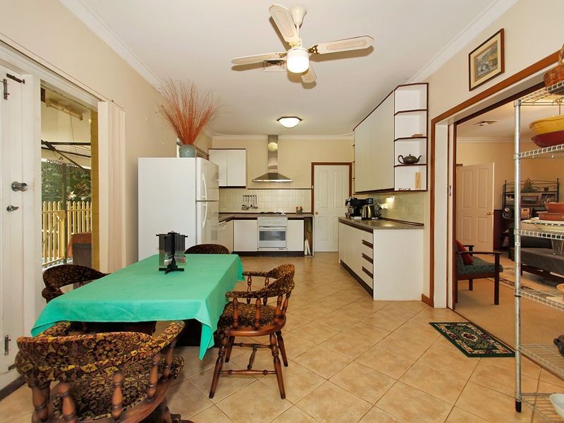 19 Watsonia Road, Gooseberry Hill WA 6076