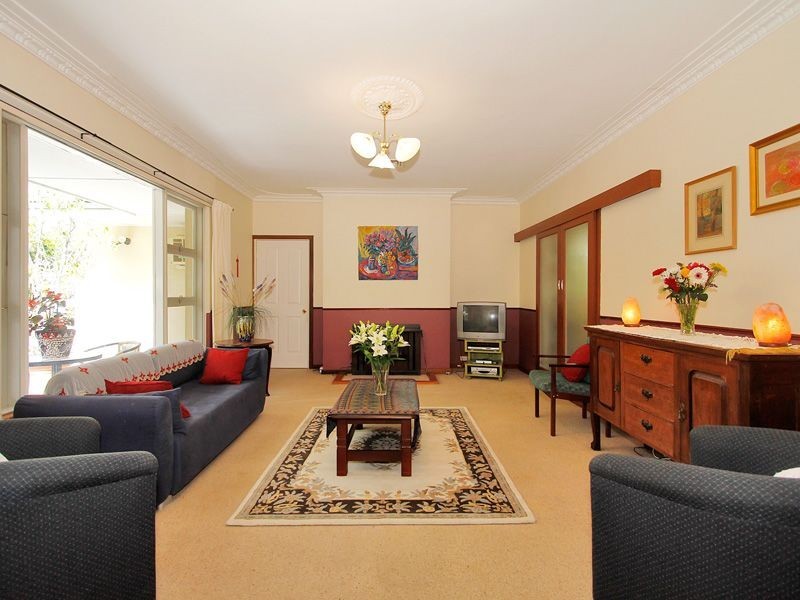 19 Watsonia Road, Gooseberry Hill WA 6076