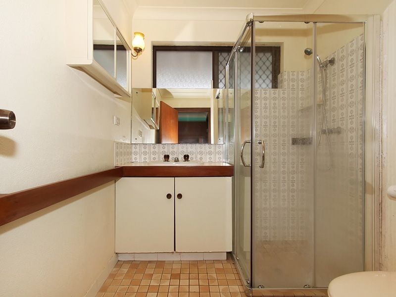 11 Northolt Street, Lesmurdie WA 6076