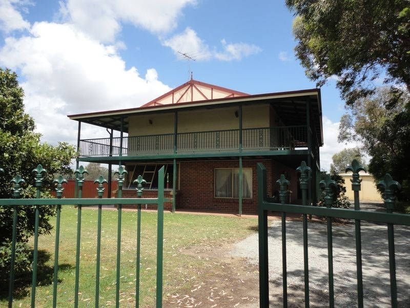 1272 Rowley Road, Darling Downs WA 6122