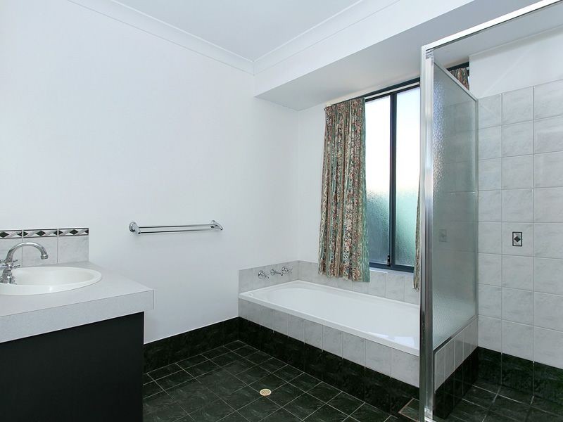 50 Fruit Tree Crescent, Forrestfield WA 6058