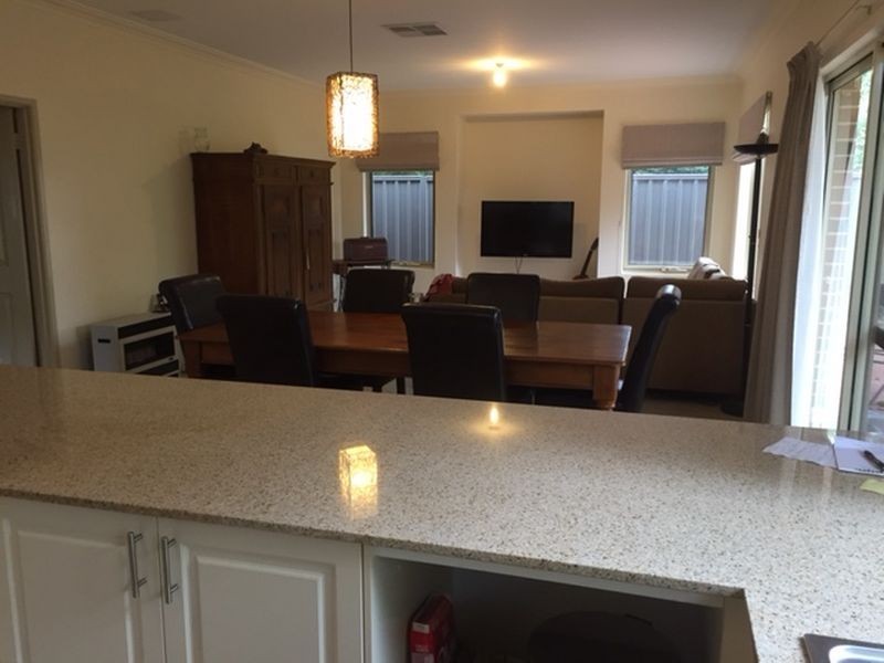 2A Montreal Road, Baskerville WA 6056