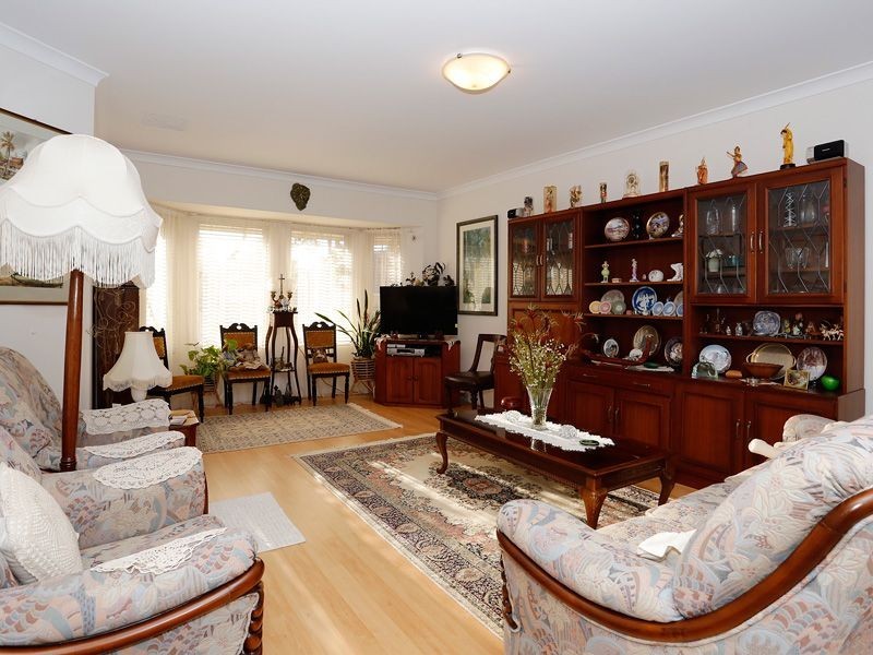 3/17 Heath Road, Kalamunda WA 6076