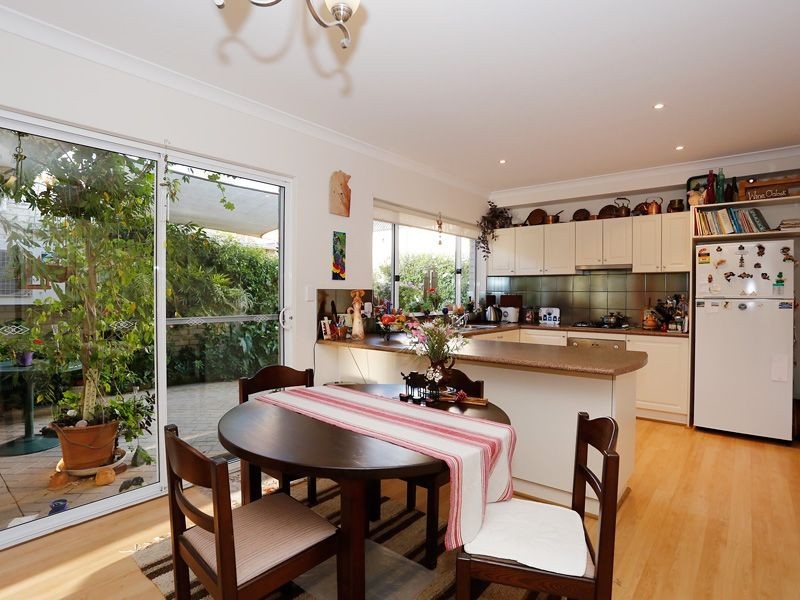 3/17 Heath Road, Kalamunda WA 6076