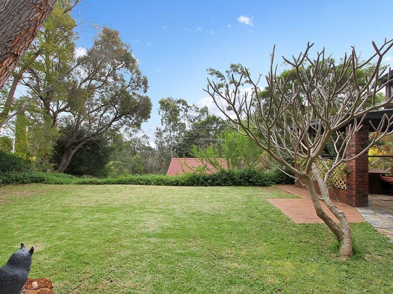 12 Prospect Crescent, Kalamunda WA 6076