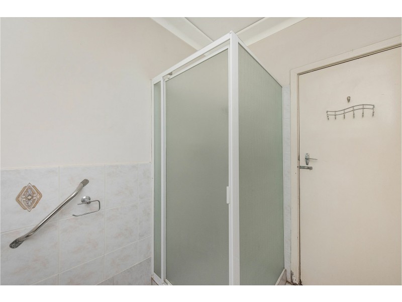 17 Kalbarri Street, Lesmurdie WA 6076