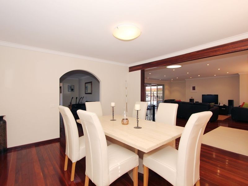 46 Mundaring Weir Road, Kalamunda WA 6076