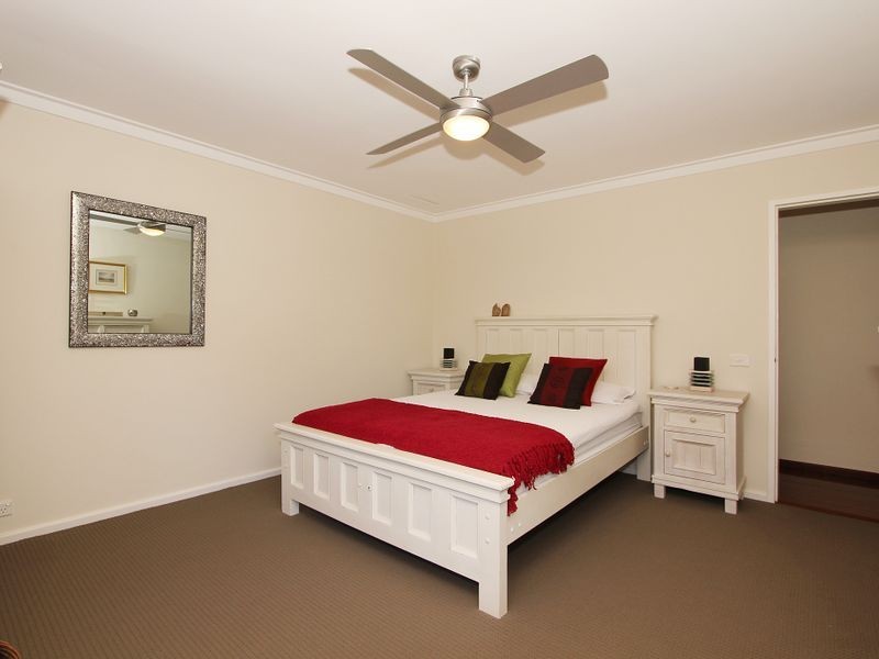 46 Mundaring Weir Road, Kalamunda WA 6076