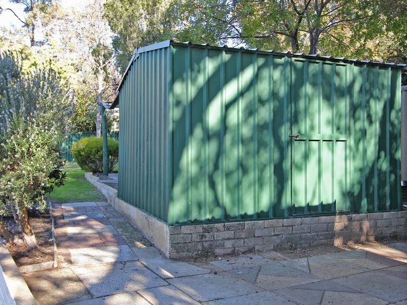 46 Mundaring Weir Road, Kalamunda WA 6076