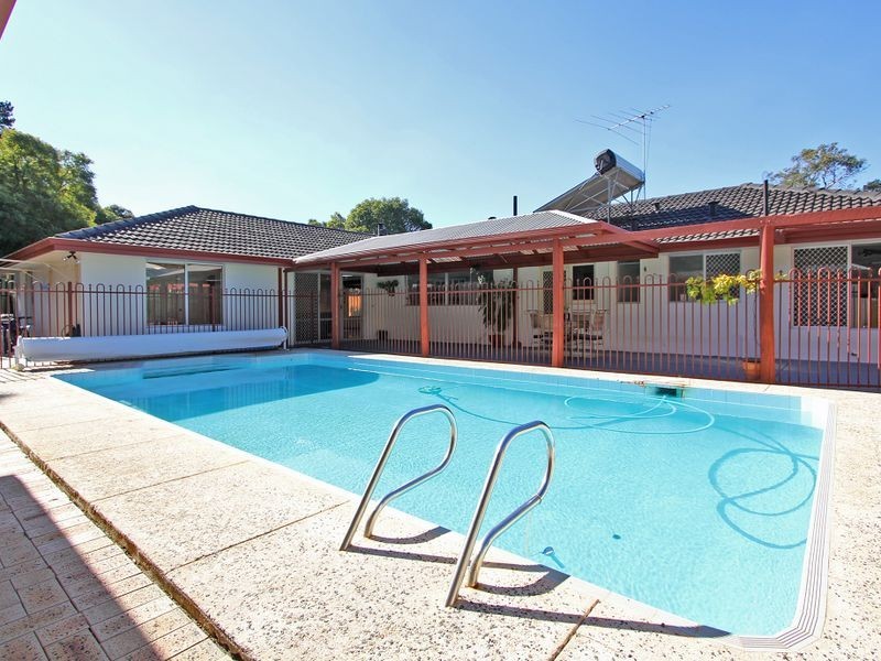 46 Mundaring Weir Road, Kalamunda WA 6076