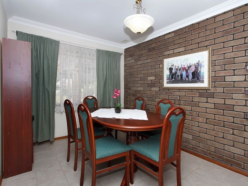 30 Anthony Street, Lesmurdie WA 6076