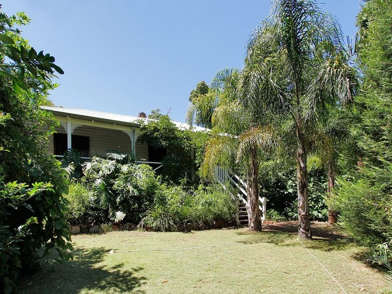 6 Gooseberry Hill Road, Gooseberry Hill WA 6076