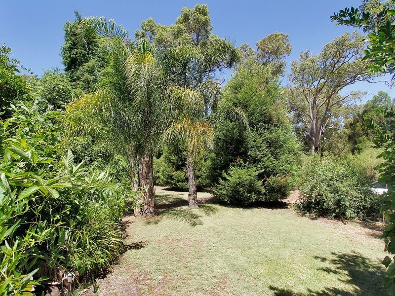 6 Gooseberry Hill Road, Gooseberry Hill WA 6076