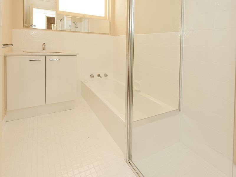 15 Arthur Road, Lesmurdie WA 6076