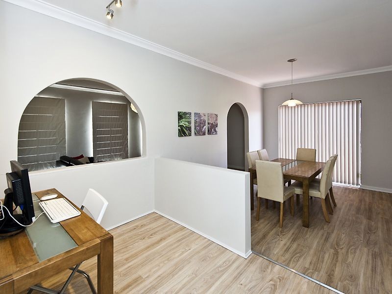 9 Scenic Drive, Maida Vale WA 6057