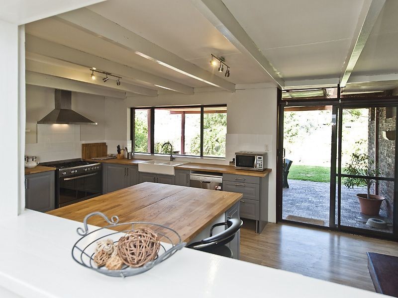 9 Scenic Drive, Maida Vale WA 6057