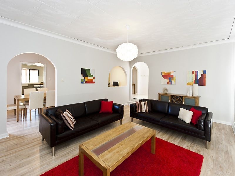 9 Scenic Drive, Maida Vale WA 6057