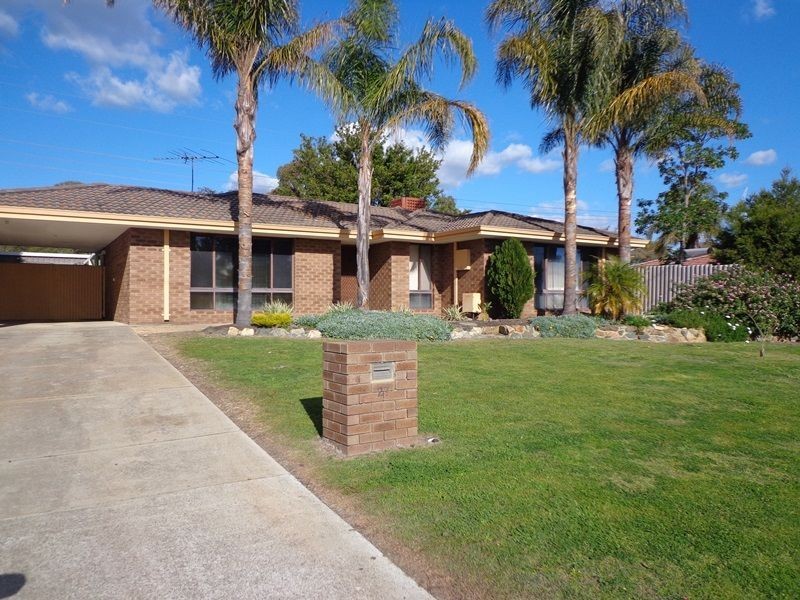27 Agincourt Drive, Forrestfield WA 6058