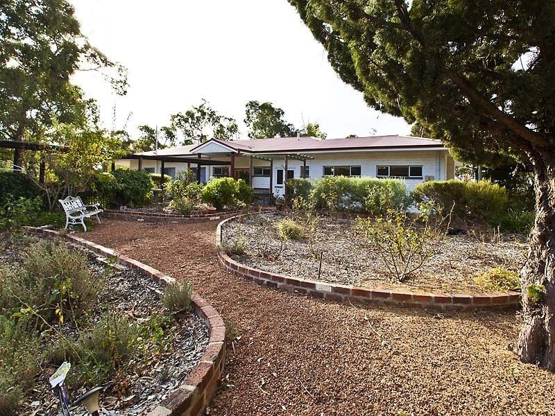 635 Margaret Road, Hovea WA 6071